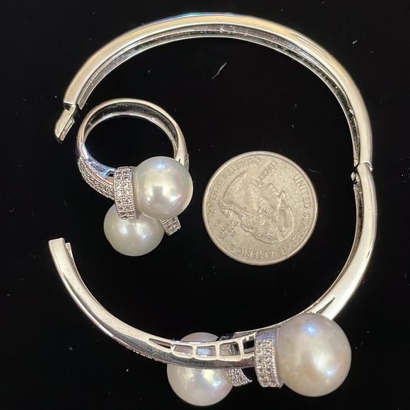 South sea Pearl ring and bracelet set - Picture 5 of 7